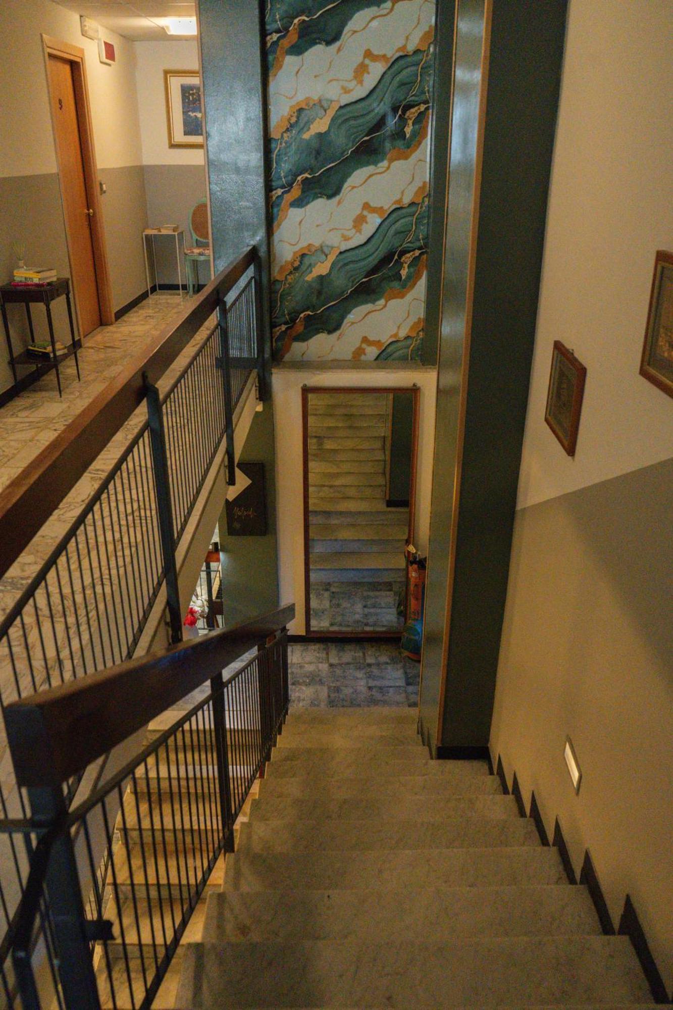 Hotel Magnolia Albenga Exteriör bild